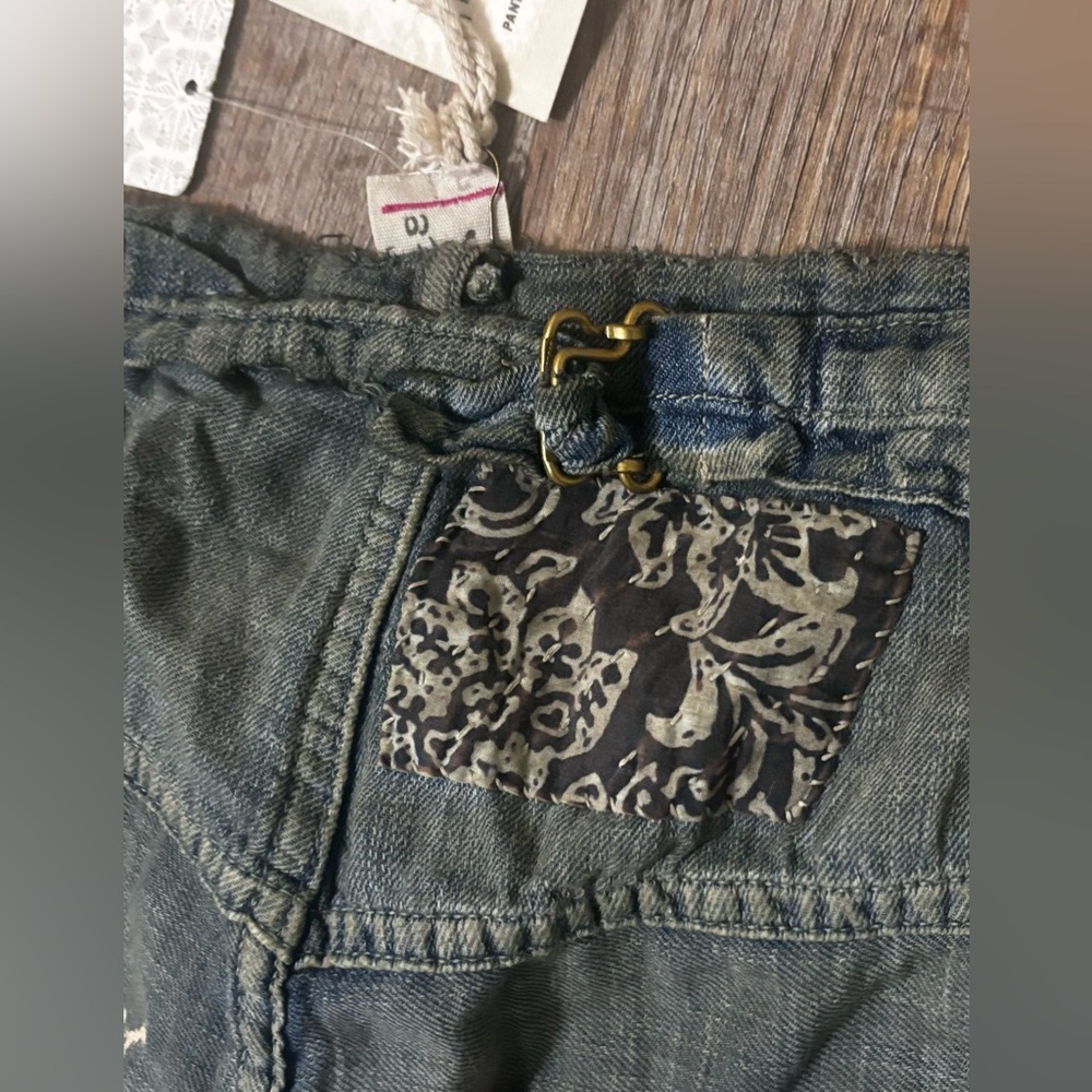 Magnolia Pearl x Free People Dani Patchwork Jeans - Picture 12 of 15